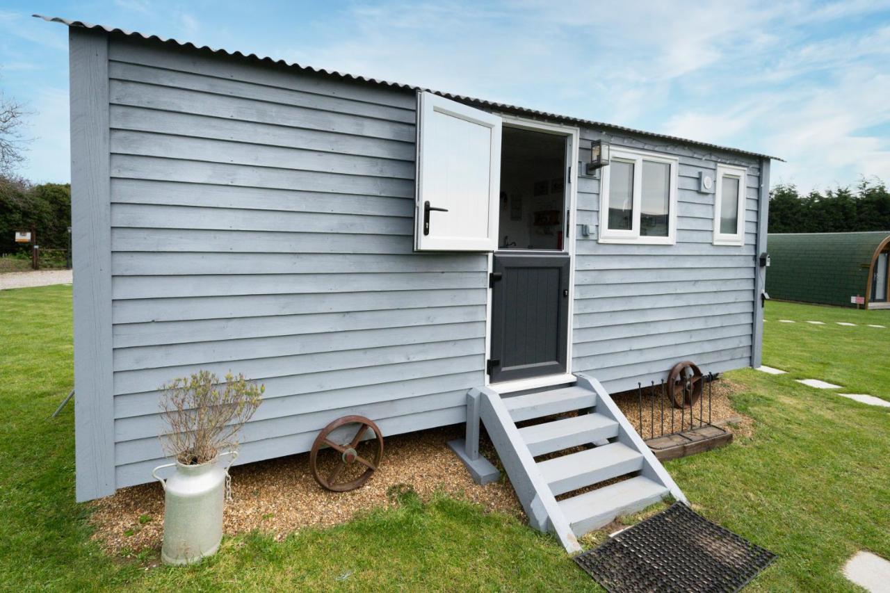 Lanterns Shepherds Huts & Glamping Happisburgh Экстерьер фото