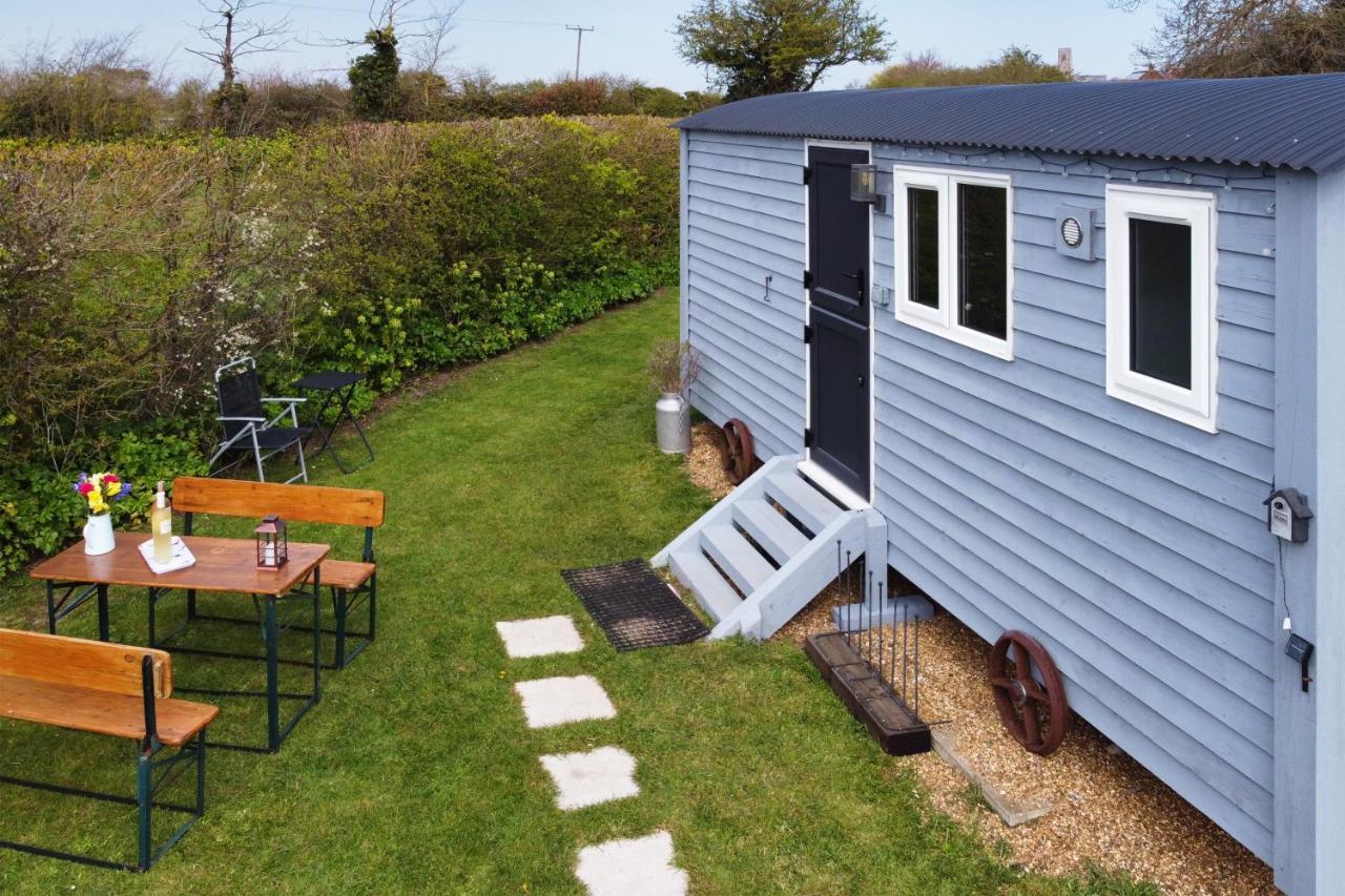 Lanterns Shepherds Huts & Glamping Happisburgh Экстерьер фото