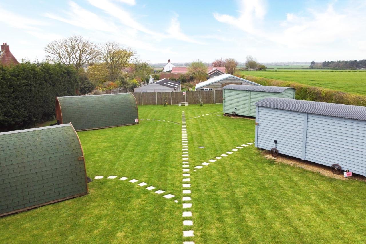 Lanterns Shepherds Huts & Glamping Happisburgh Экстерьер фото